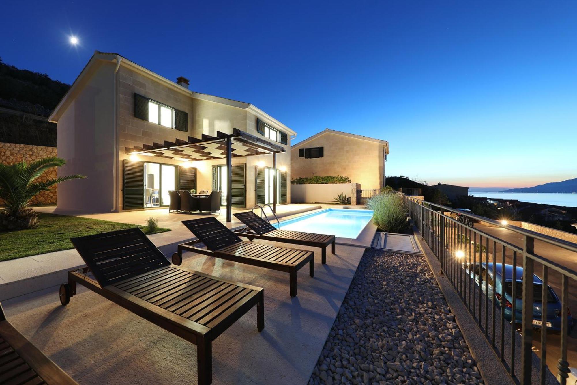 Mediterranean With Pool, Beach, Panoramic View - By Traveler Tourist Agency Krk - Id 2509 Villa